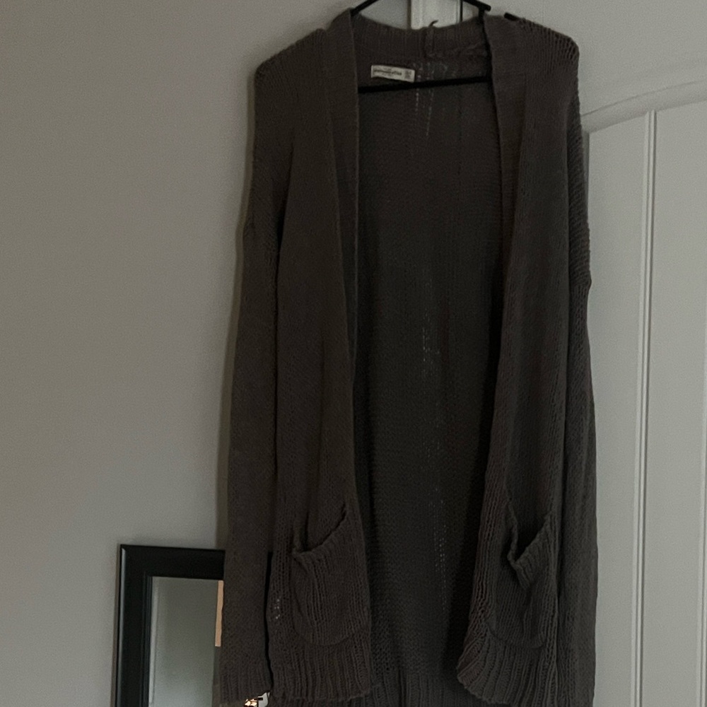 Abercrombie & Fitch Textured Gray Sweater